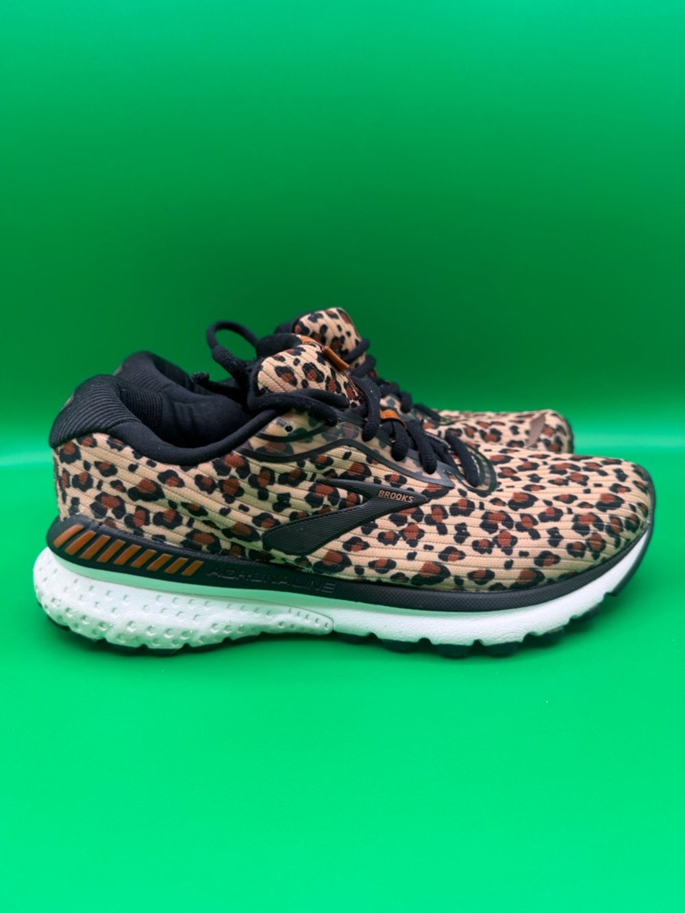 Brooks Adrenaline GTS 20 Women Leopard Running Shoes 1202961B264 SZ 8